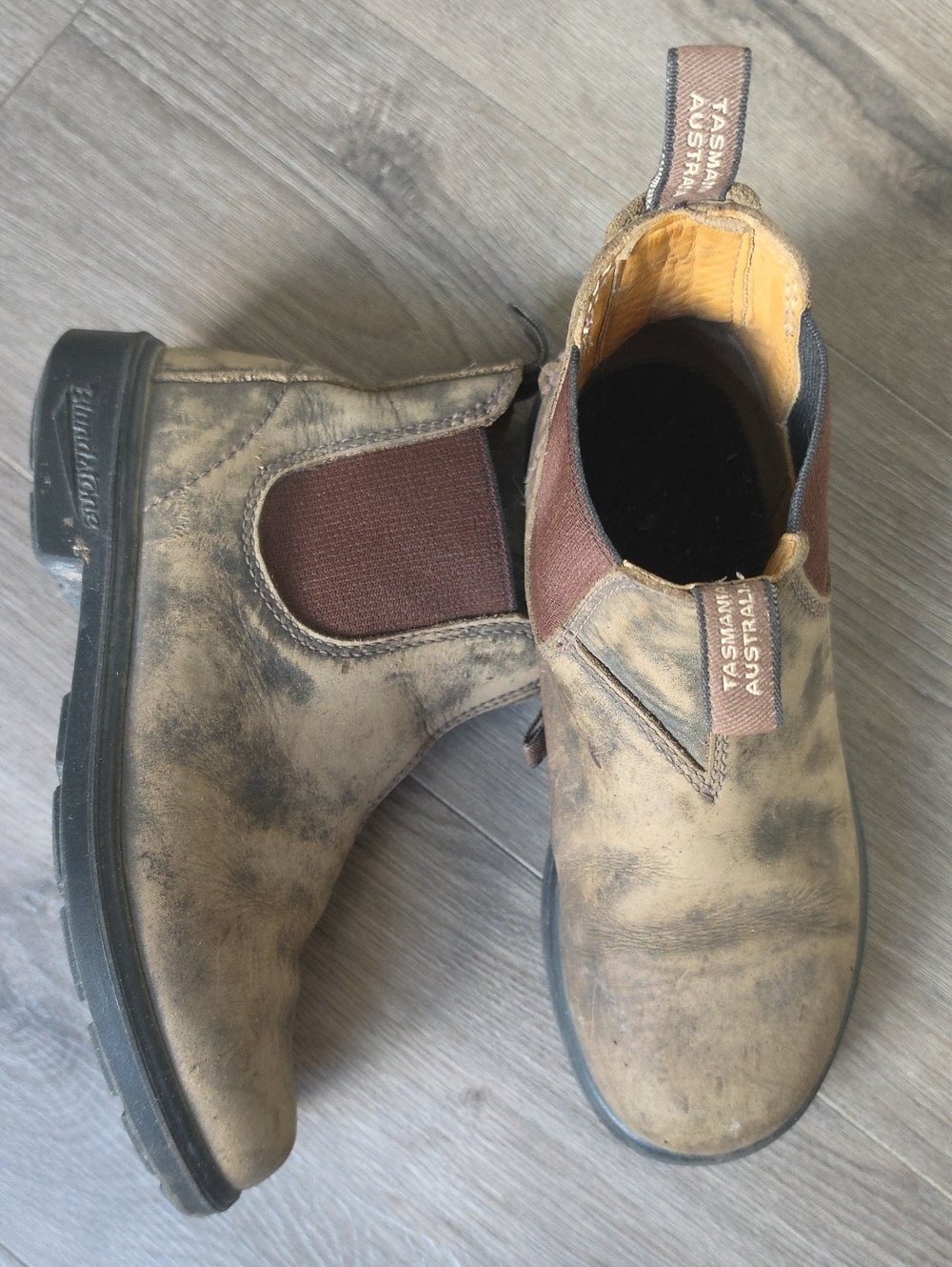 Blundstone Kids Tan and Brown Chelsea Boots